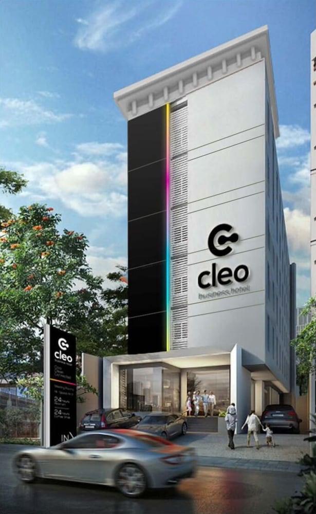 סוראבאיה Cleo Hotel Tunjungan מראה חיצוני תמונה