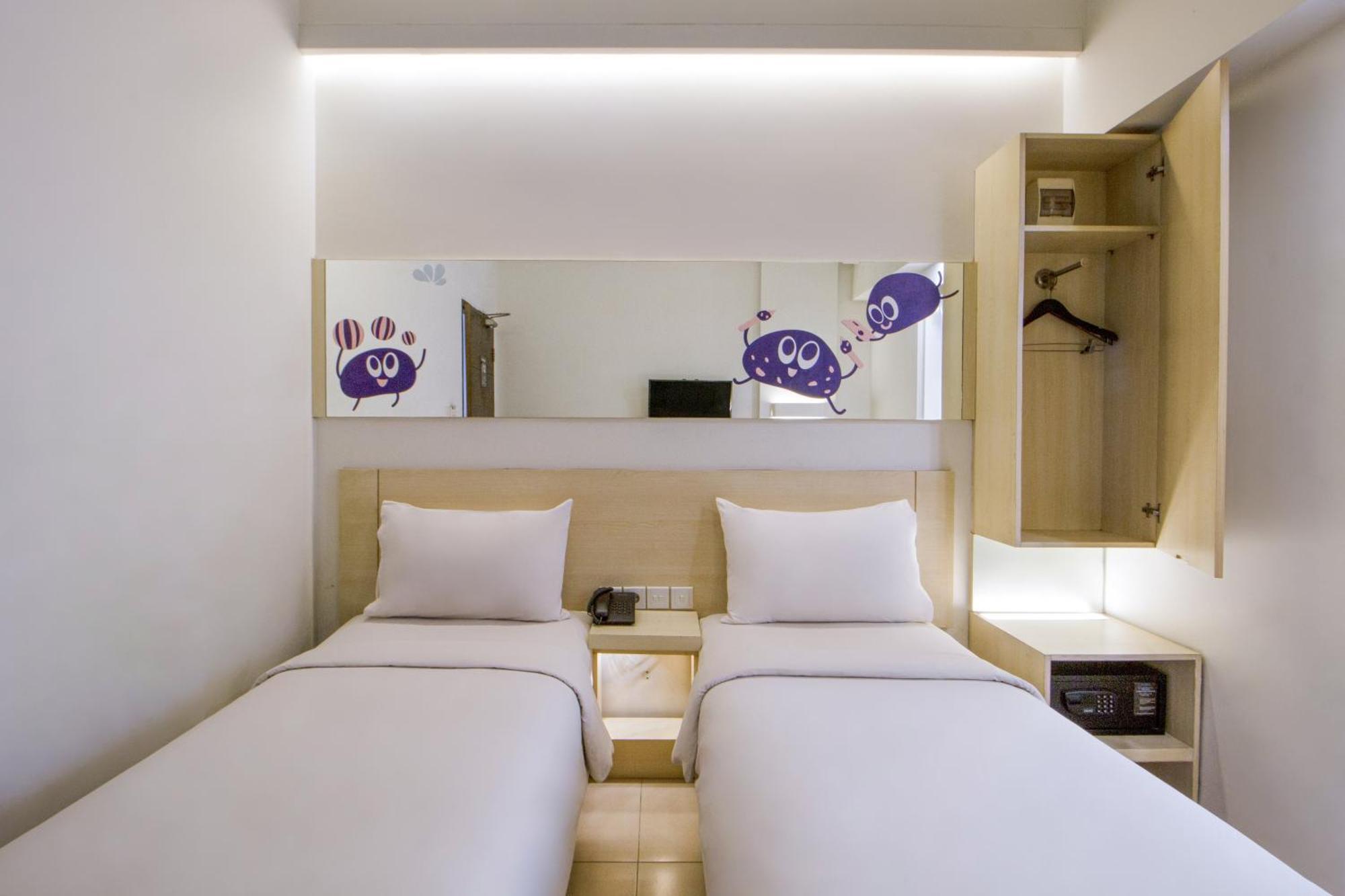 סוראבאיה Cleo Hotel Tunjungan מראה חיצוני תמונה